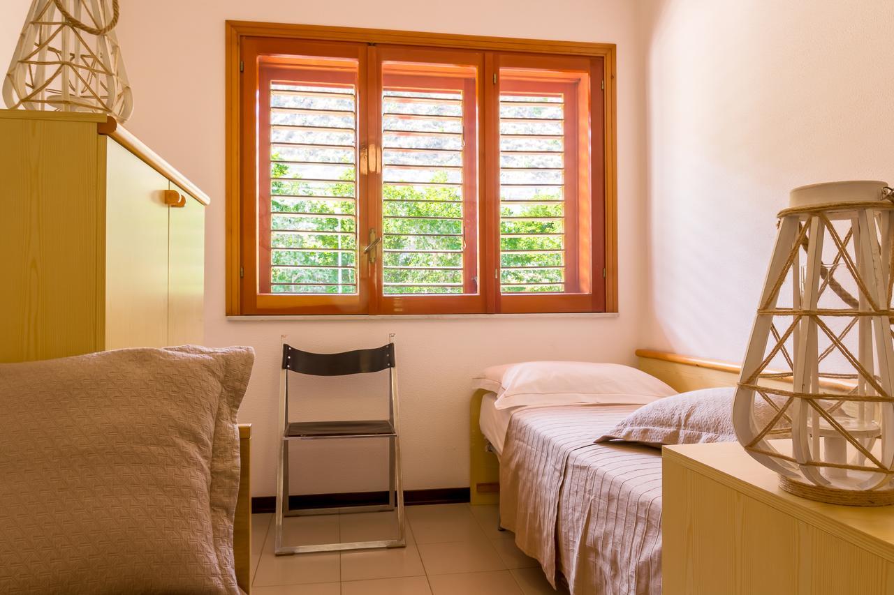 Blue Wood Apartment Letojanni Ngoại thất bức ảnh